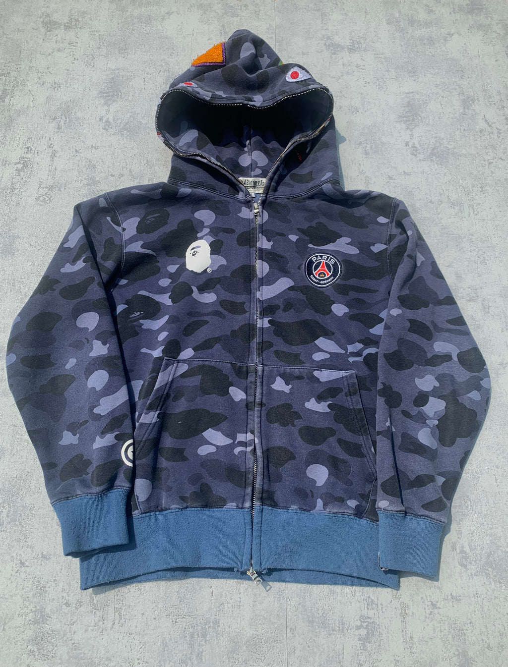 BAPE x PSG Zip-Up Hoodie – M