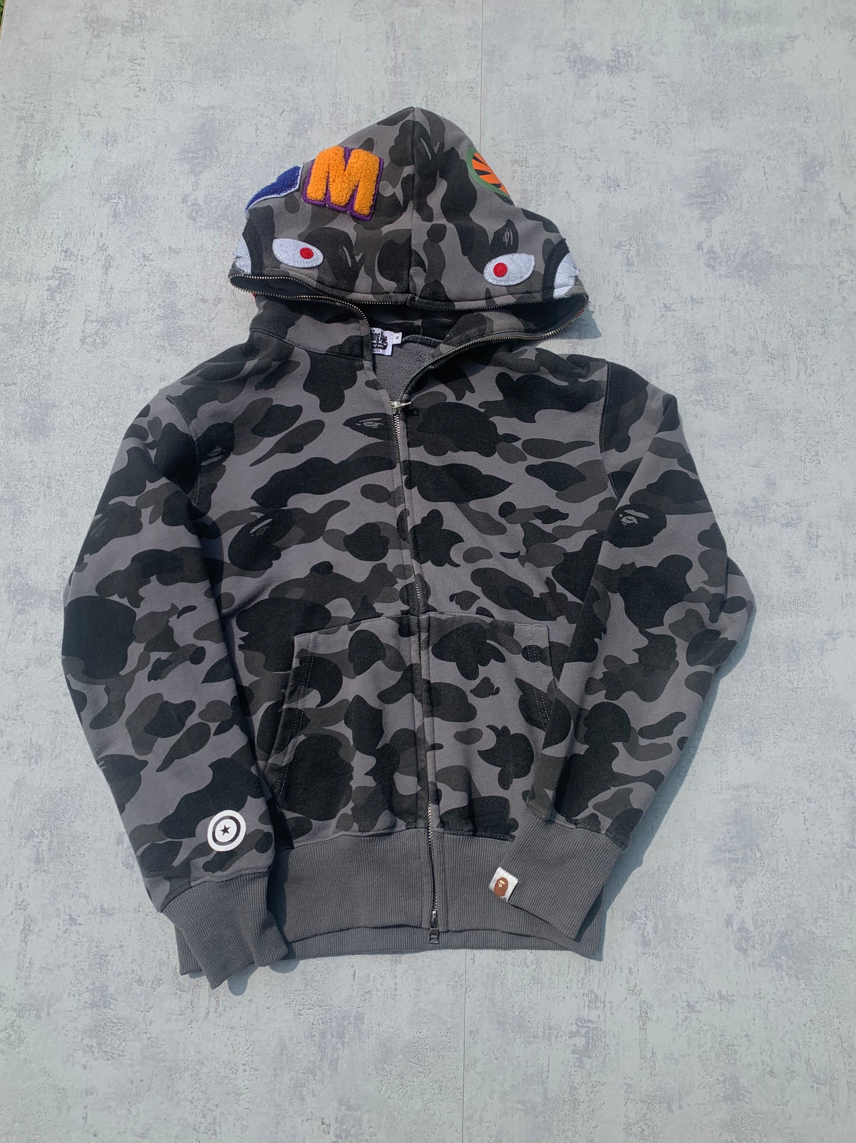 BAPE Zip-Up Hoodie – Grey – S